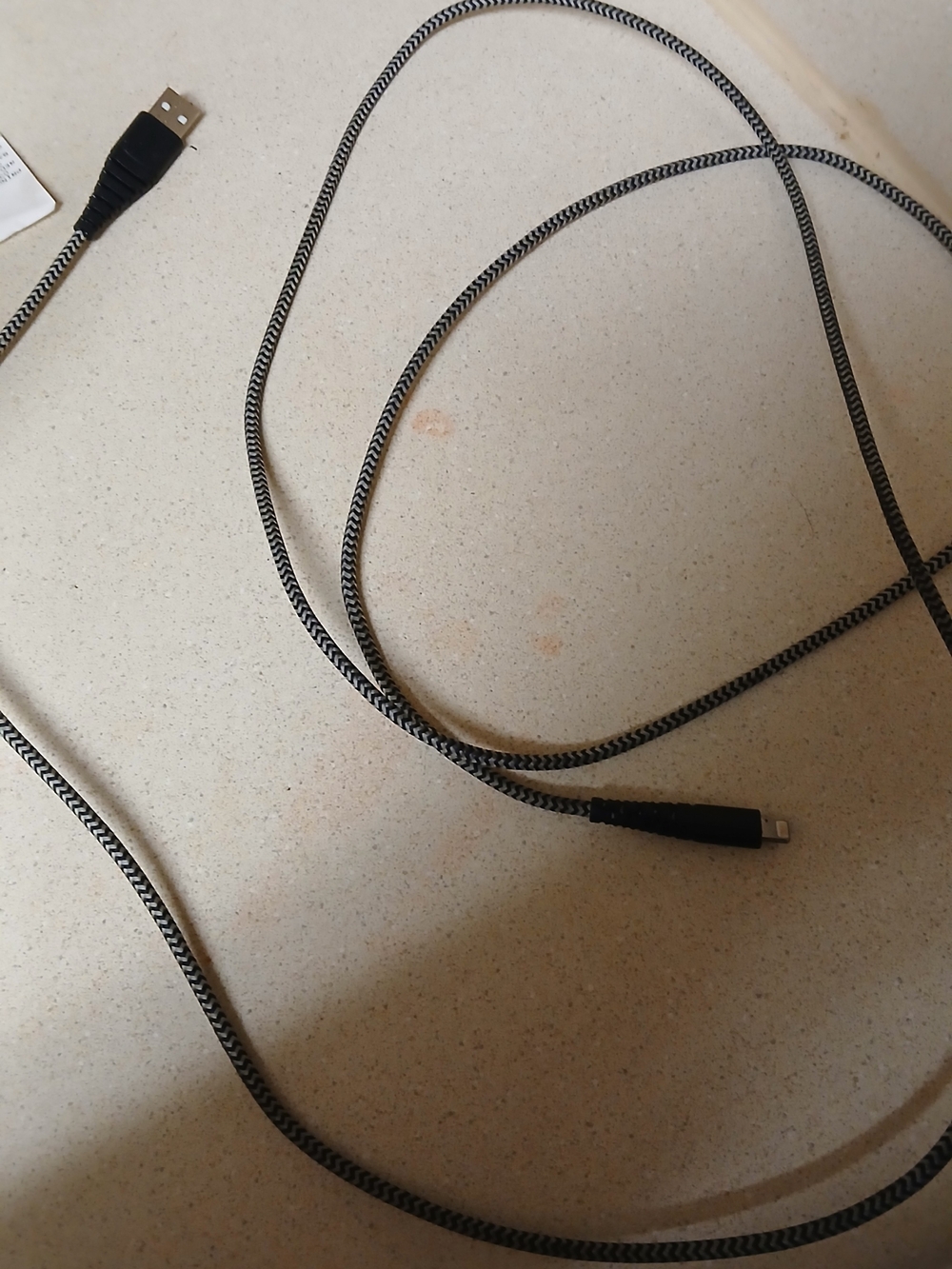 Universal Braided USB to Lightning Charging Cable - Black & White